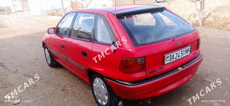 Opel Astra 1992 - 30 000 TMT - Murgap - img 2