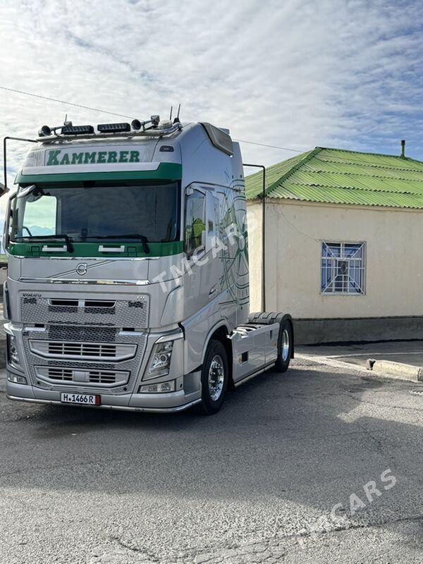 Volvo FH 500 2020 - 1 400 000 TMT - Herrikgala - img 2