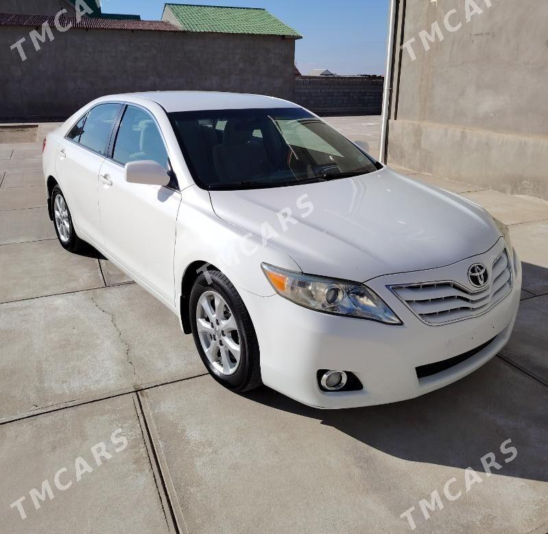 Toyota Camry 2011 - 215 000 TMT - Балканабат - img 2