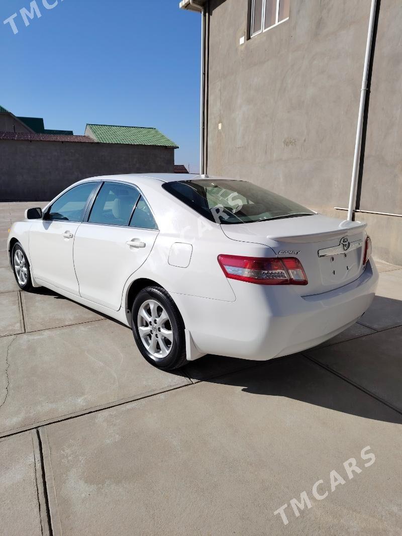 Toyota Camry 2011 - 215 000 TMT - Балканабат - img 3