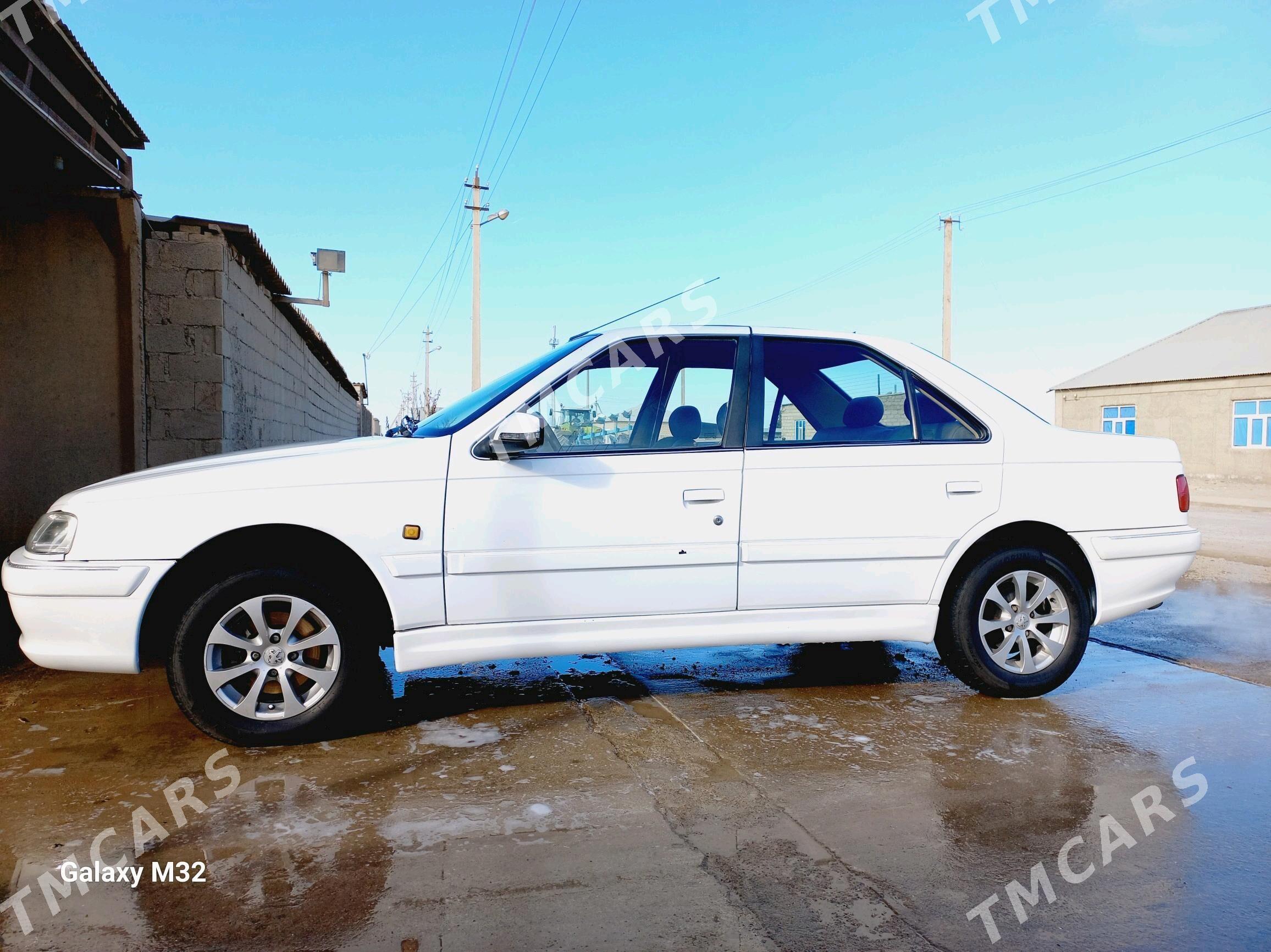 Peugeot 405 2014 - 100 000 TMT - Ýaşlyk - img 2