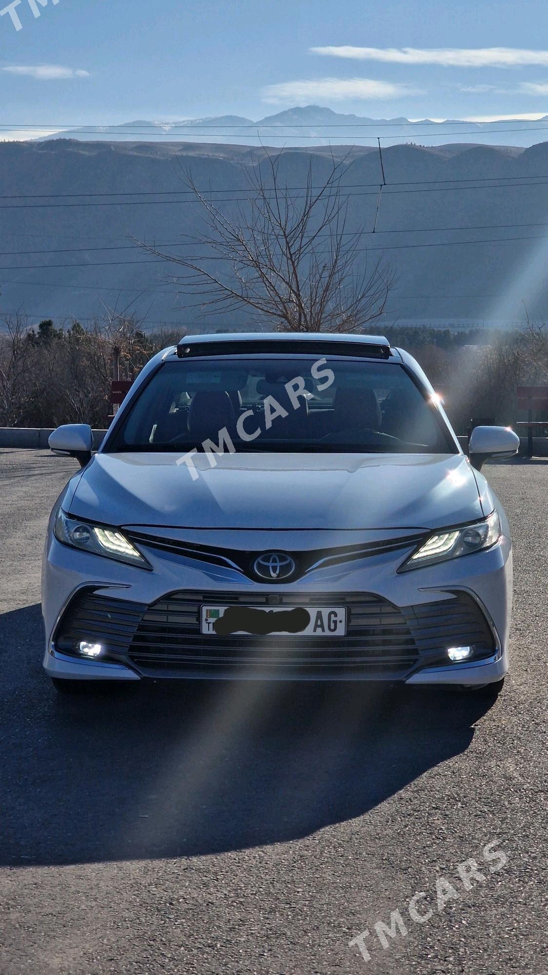 Toyota Camry 2018 - 265 000 TMT - Ашхабад - img 4