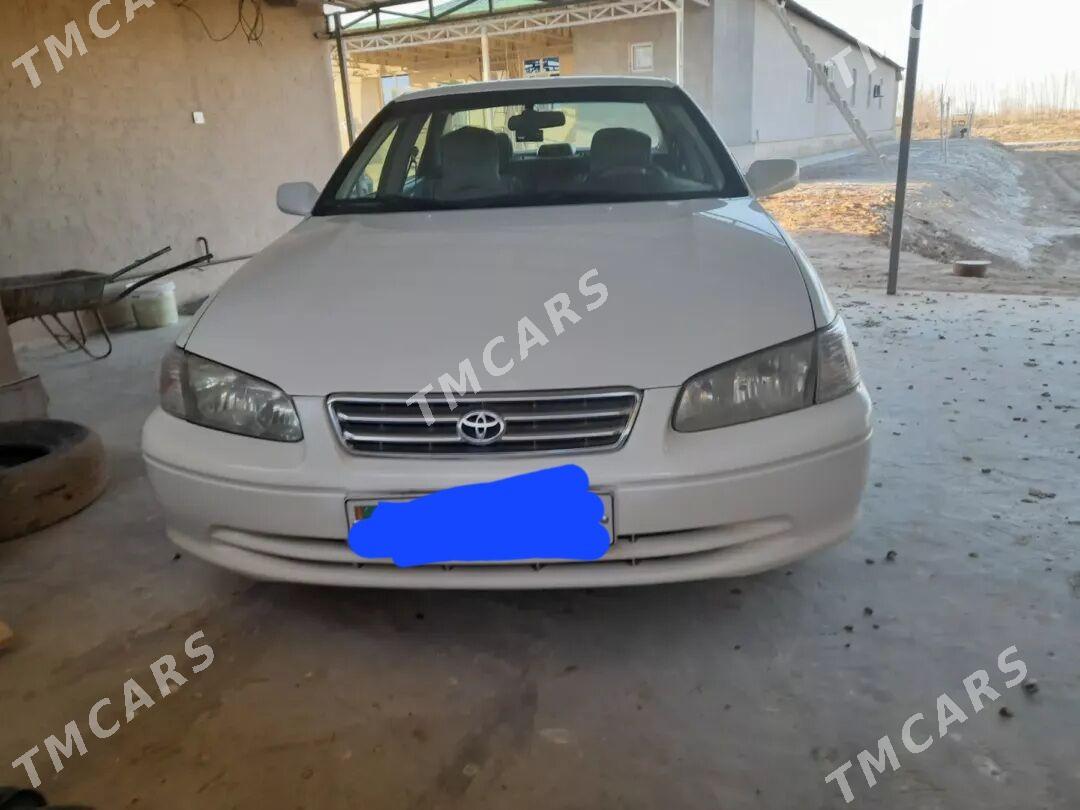 Toyota Camry 2001 - 125 000 TMT - етр. Туркменбаши - img 3