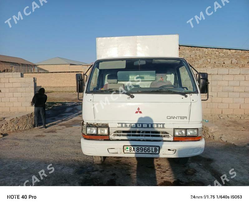 Mitsubishi Canter 2003 - 195 000 TMT - Köýtendag - img 3