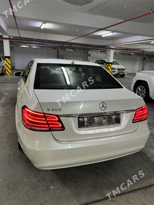 Mercedes-Benz E300 2014 - 410 000 TMT - Aşgabat - img 2