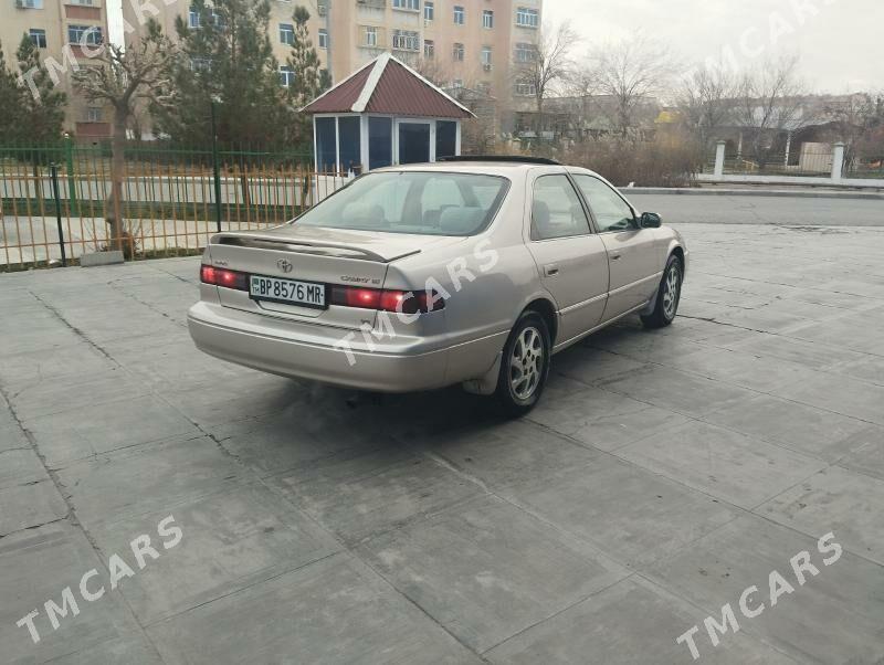 Toyota Camry 1998 - 130 000 TMT - Мары - img 8