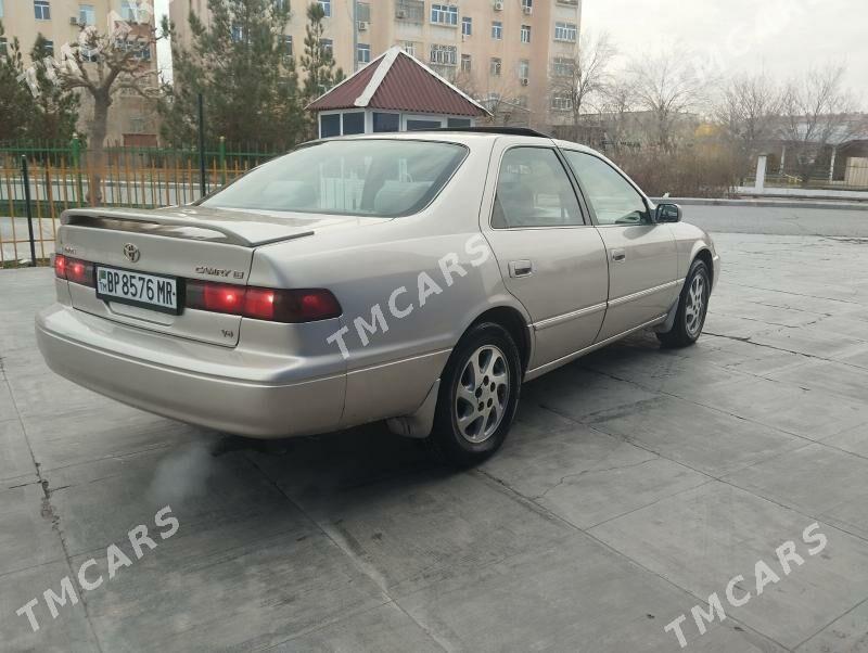 Toyota Camry 1998 - 130 000 TMT - Мары - img 9