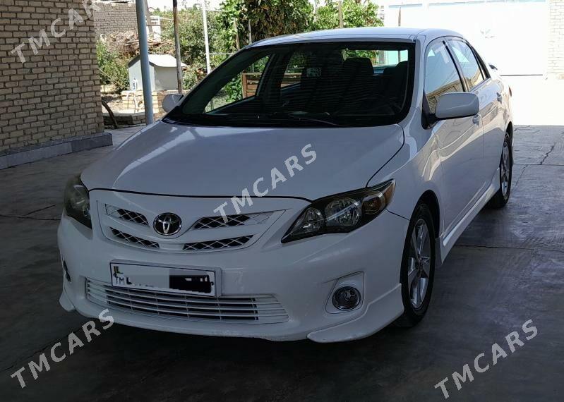 Toyota Corolla 2011 - 150 000 TMT - Байрамали - img 2