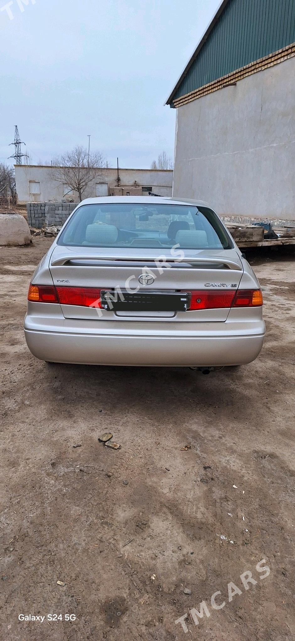 Toyota Camry 1999 - 120 000 TMT - Köneürgenç - img 3