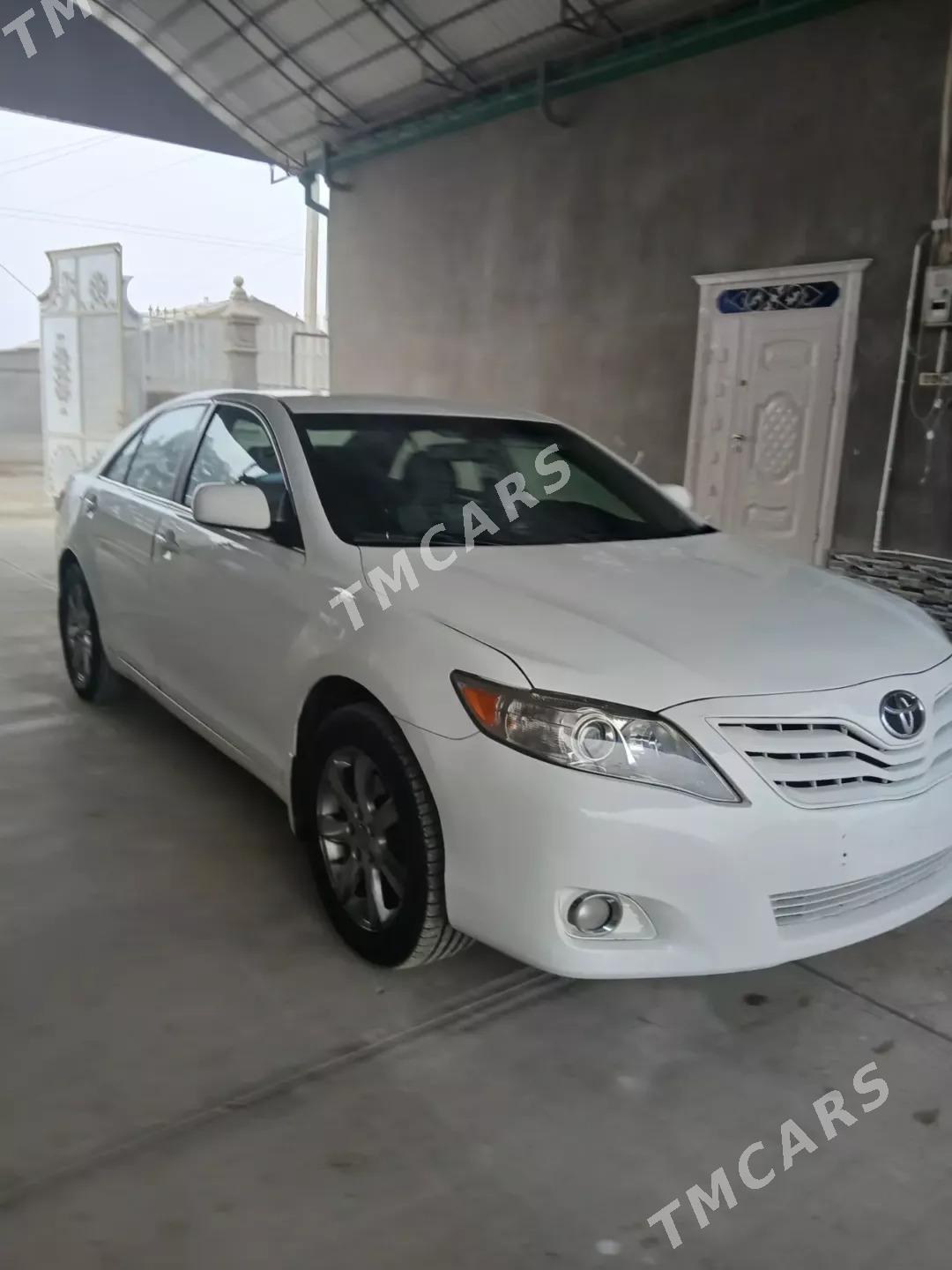 Toyota Camry 2010 - 160 000 TMT - Гёкдепе - img 4