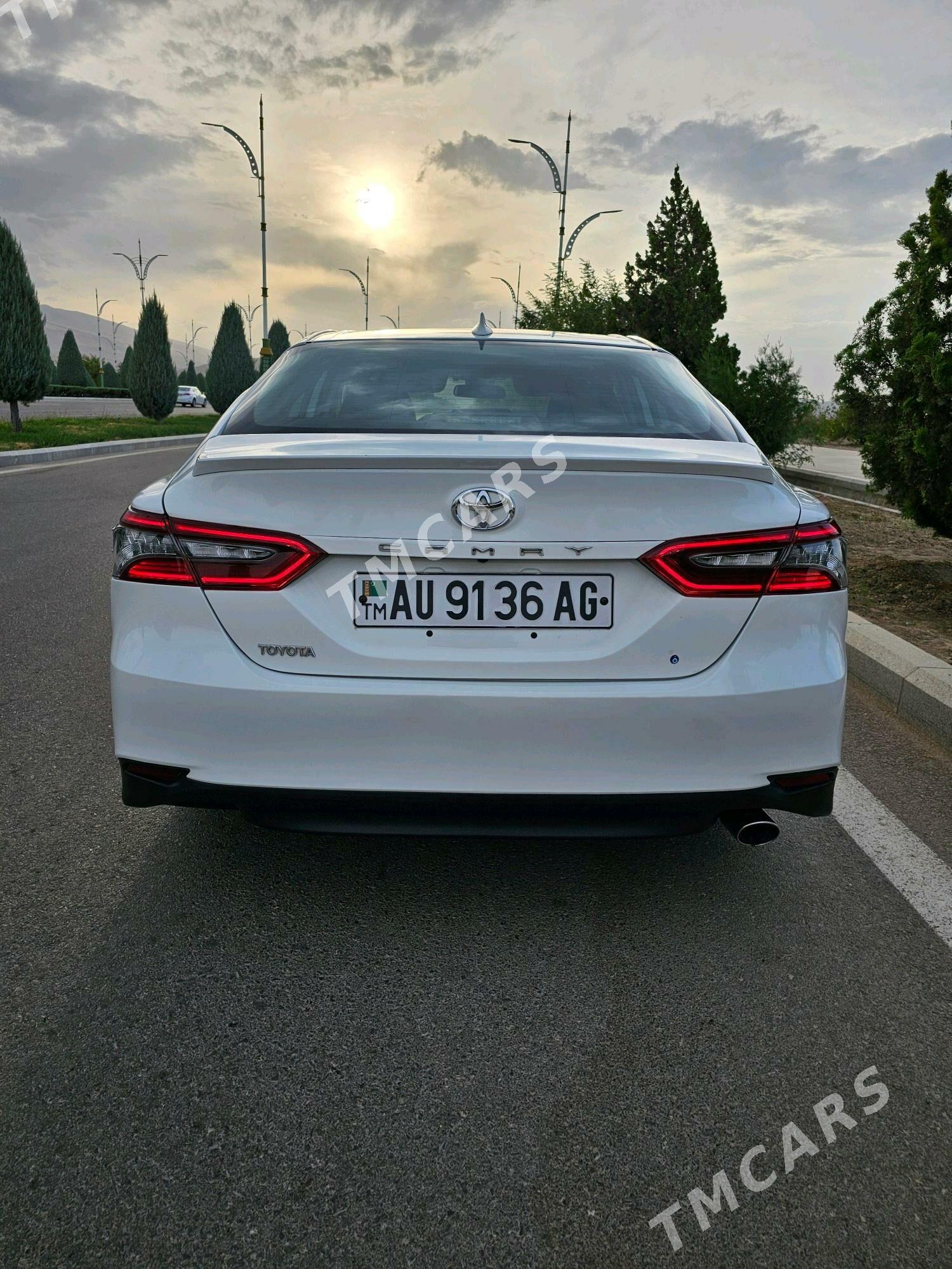 Toyota Camry 2018 - 270 000 TMT - Ашхабад - img 8