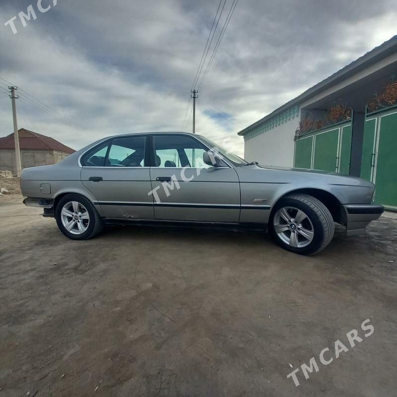 BMW 535 1989 - 37 000 TMT - Джебел - img 5