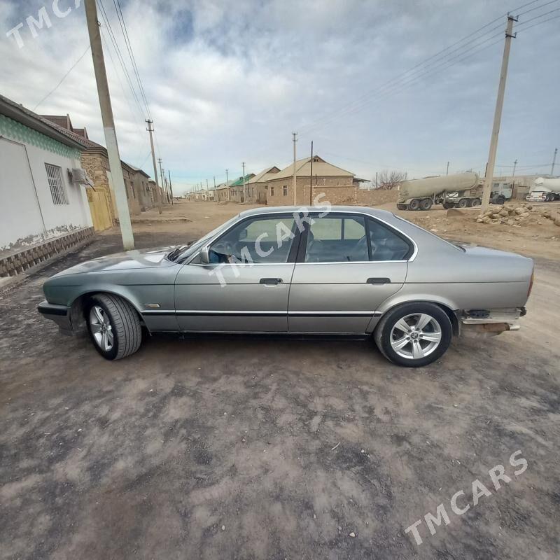 BMW 535 1989 - 37 000 TMT - Джебел - img 4