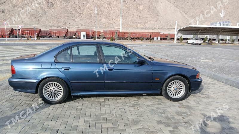 BMW E39 1998 - 76 000 TMT - Туркменбаши - img 3