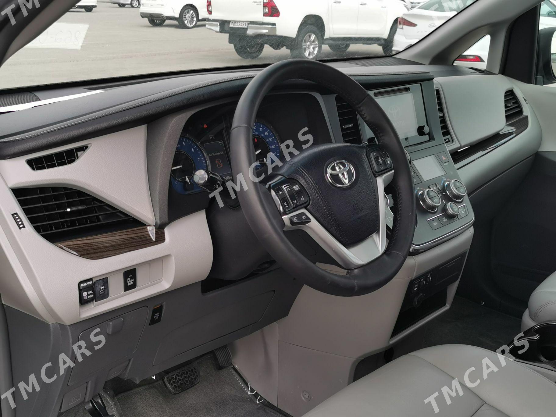 Toyota Sienna 2016 - 345 000 TMT - Ашхабад - img 9