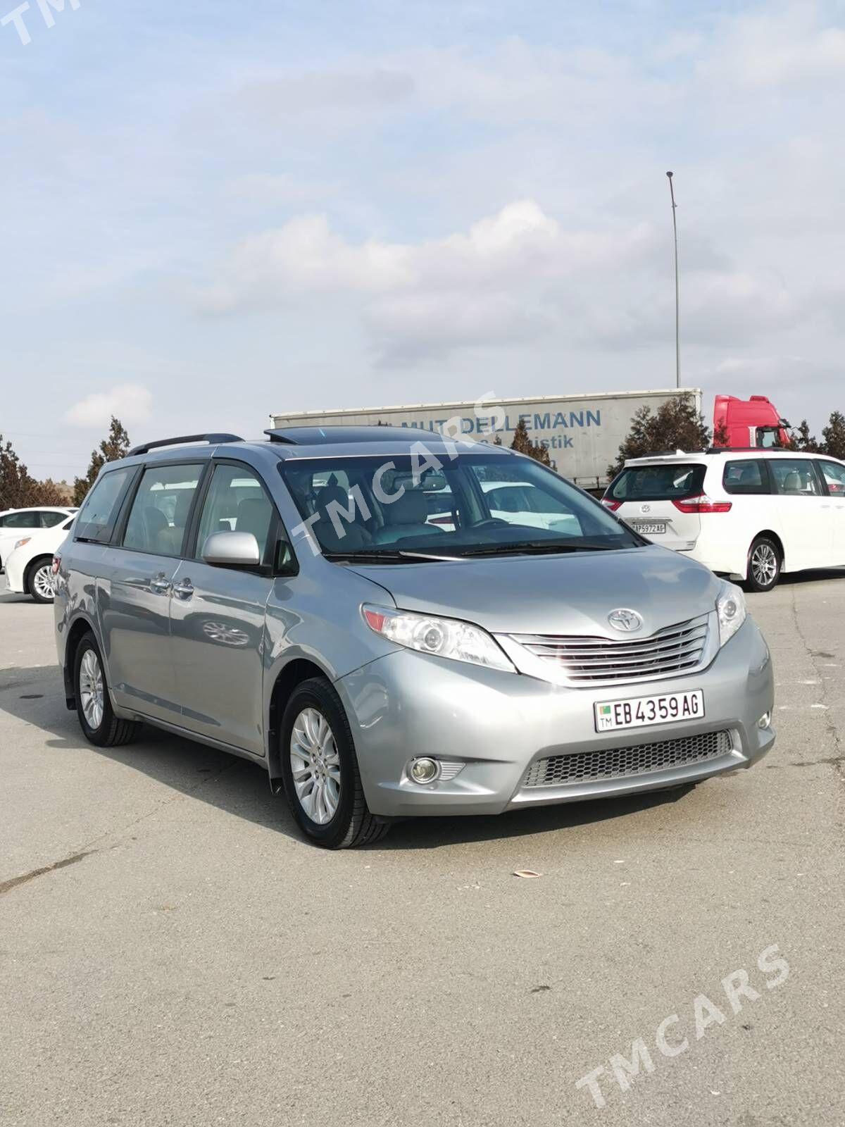 Toyota Sienna 2016 - 340 000 TMT - "Altyn Asyr" Gündogar bazary (Jygyllyk) - img 2