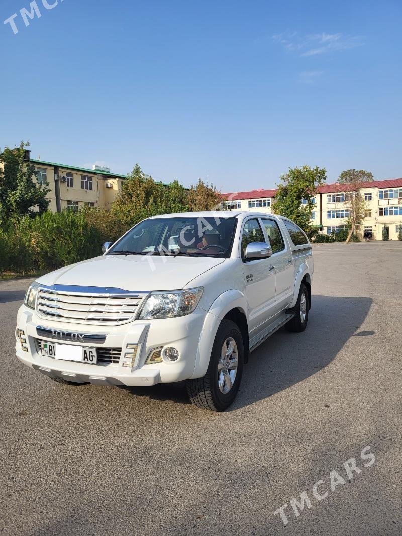 Toyota Hilux 2013 - 350 000 TMT - Aşgabat - img 2