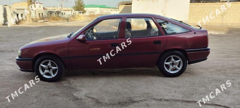 Opel Vectra 1993 - 24 000 TMT - Сакар - img 2