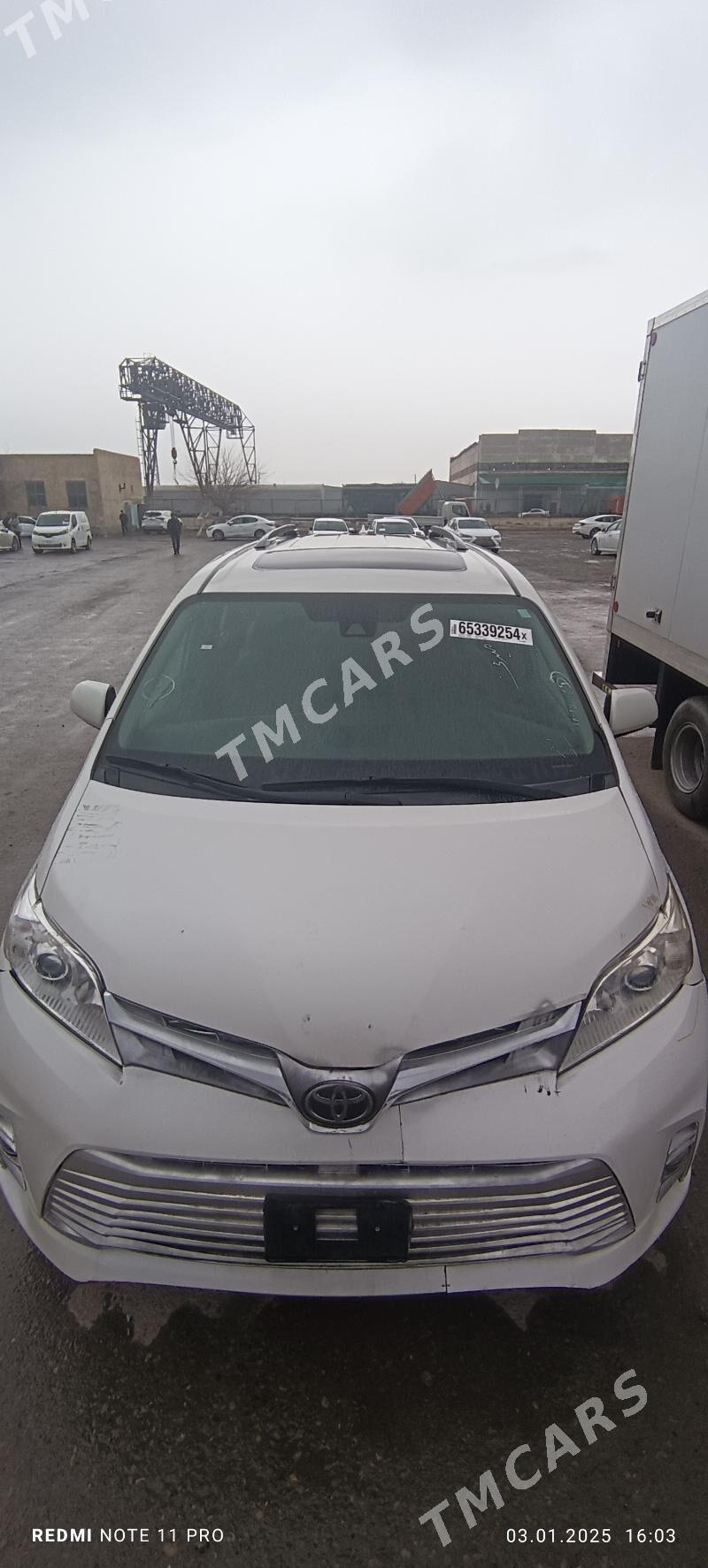 Toyota Sienna 2019 - 465 000 TMT - Мары - img 6