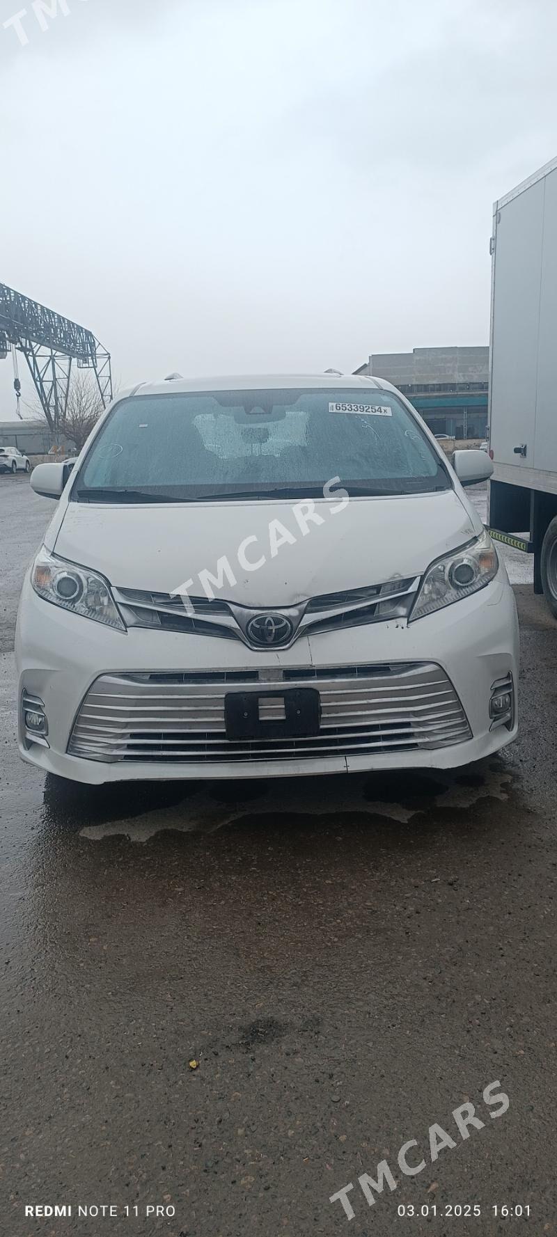 Toyota Sienna 2019 - 465 000 TMT - Мары - img 10