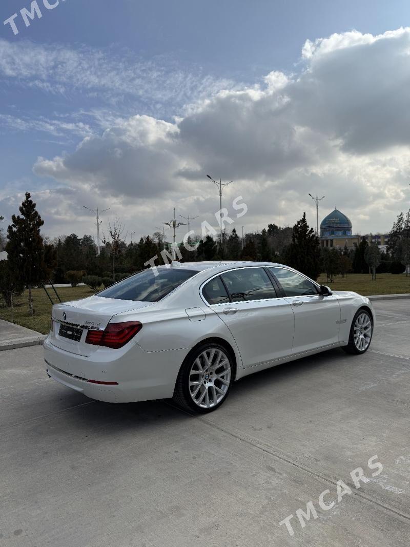 BMW 730 2013 - 360 000 TMT - Кëши - img 5