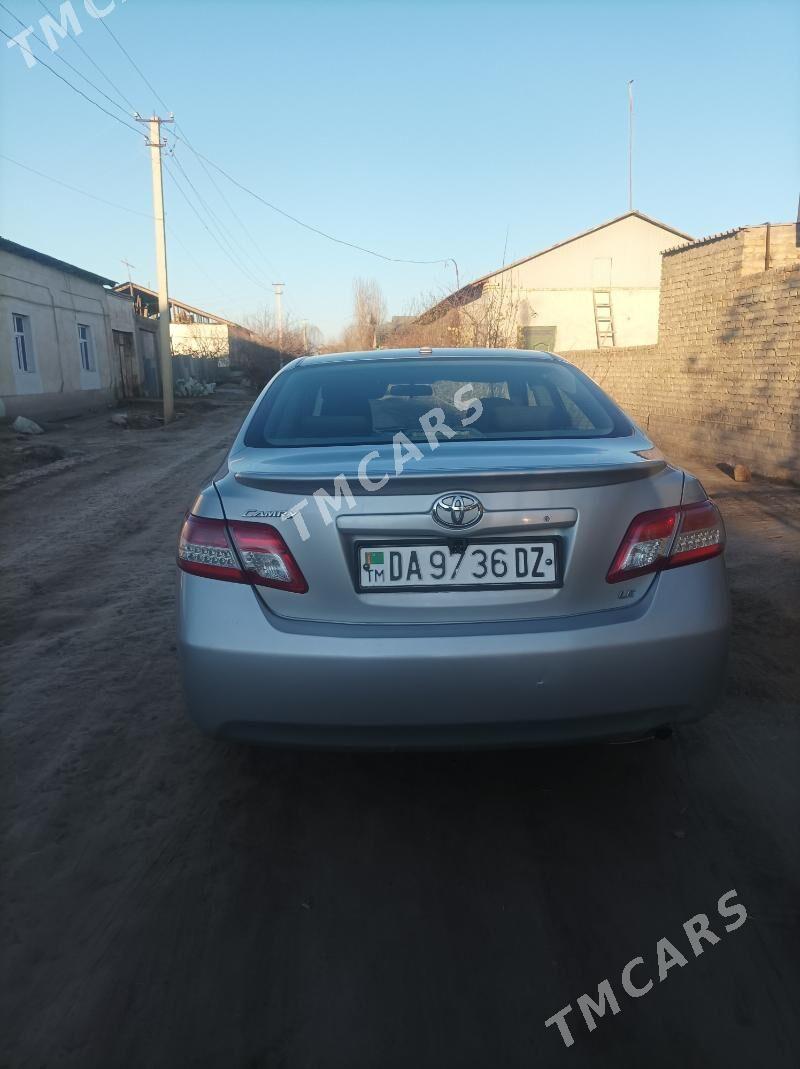 Toyota Camry 2010 - 163 000 TMT - Кёнеургенч - img 2