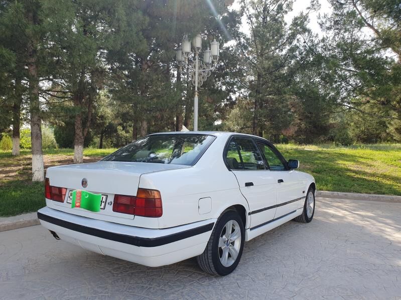 Bmw E34 zapjas 1 000 TMT - Kaka - img 1