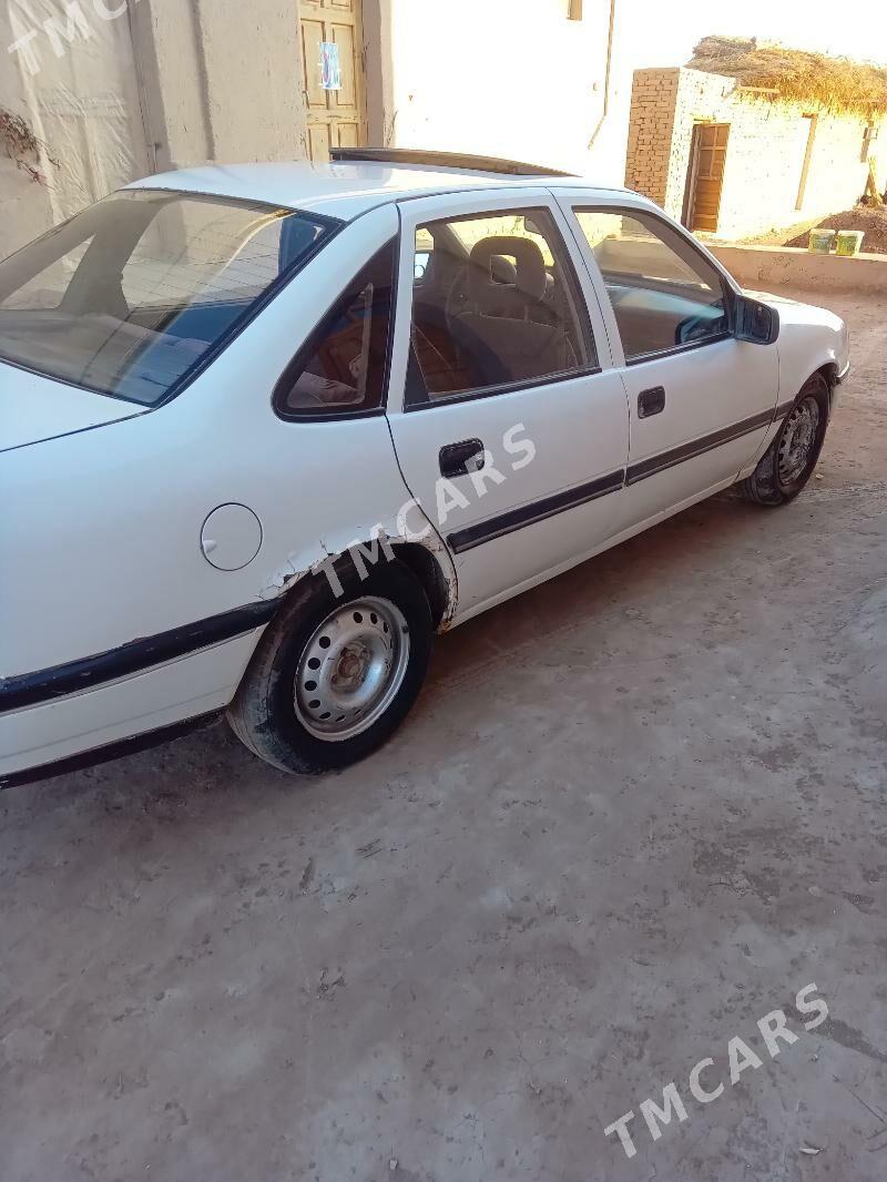 Opel Vectra 1991 - 17 000 TMT - Гурбансолтан Едже - img 2