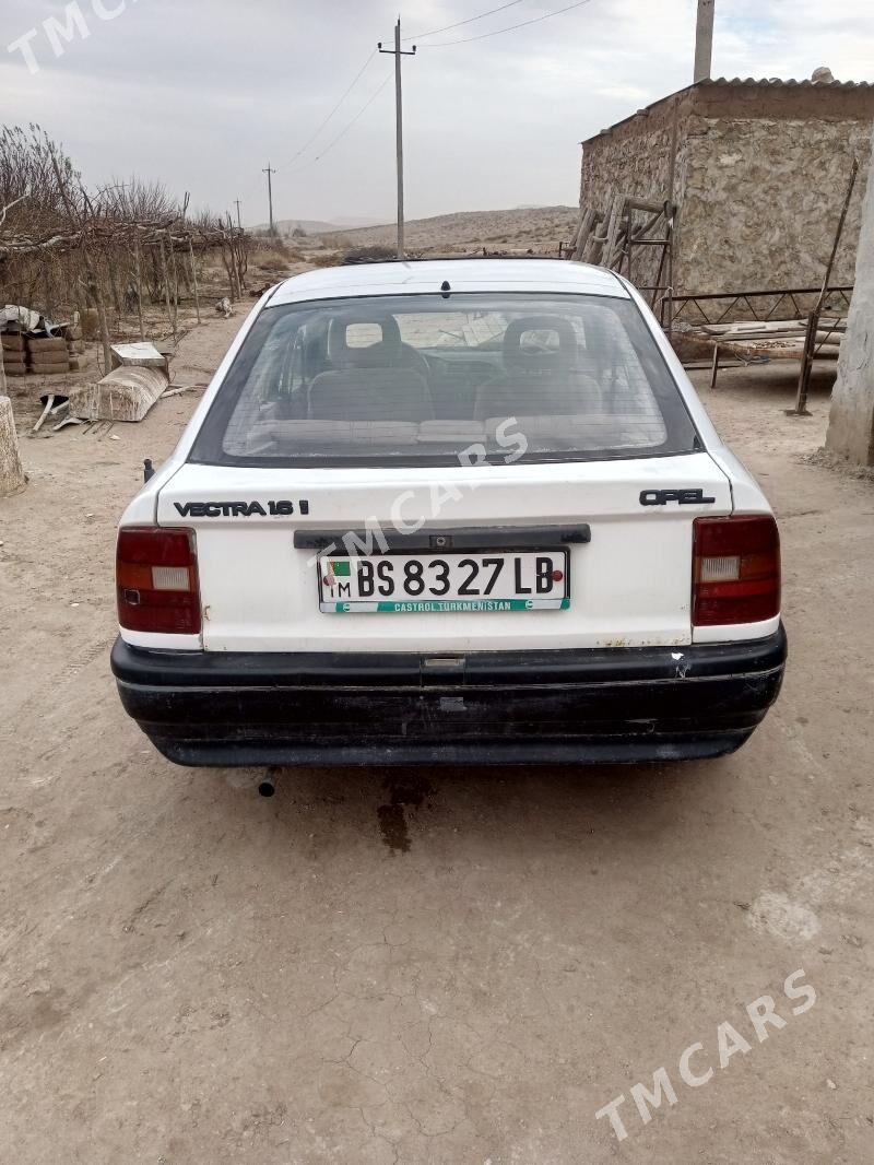 Opel Vectra 1990 - 20 000 TMT - Достлук - img 3