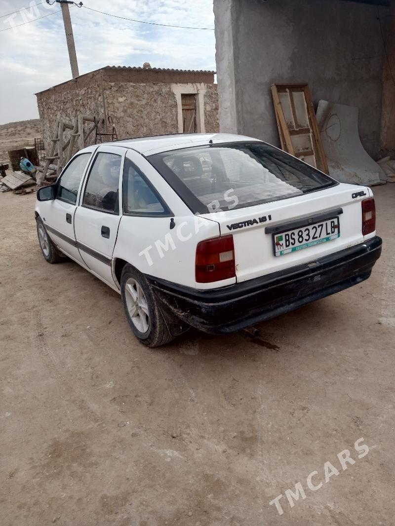 Opel Vectra 1990 - 20 000 TMT - Достлук - img 2