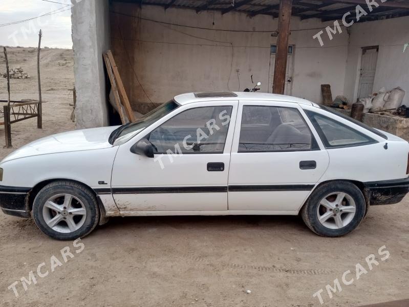 Opel Vectra 1990 - 20 000 TMT - Достлук - img 4