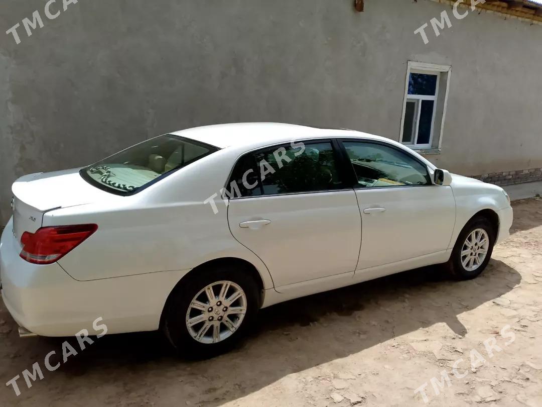 Toyota Avalon 2006 - 160 000 TMT - Дашогуз - img 2