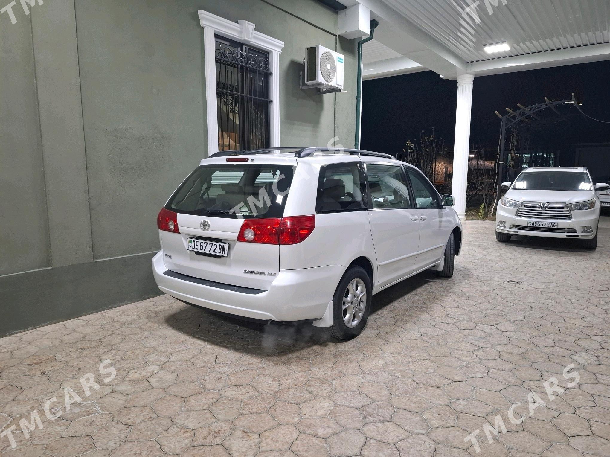 Toyota Sienna 2004 - 175 000 TMT - Türkmenbaşy - img 5