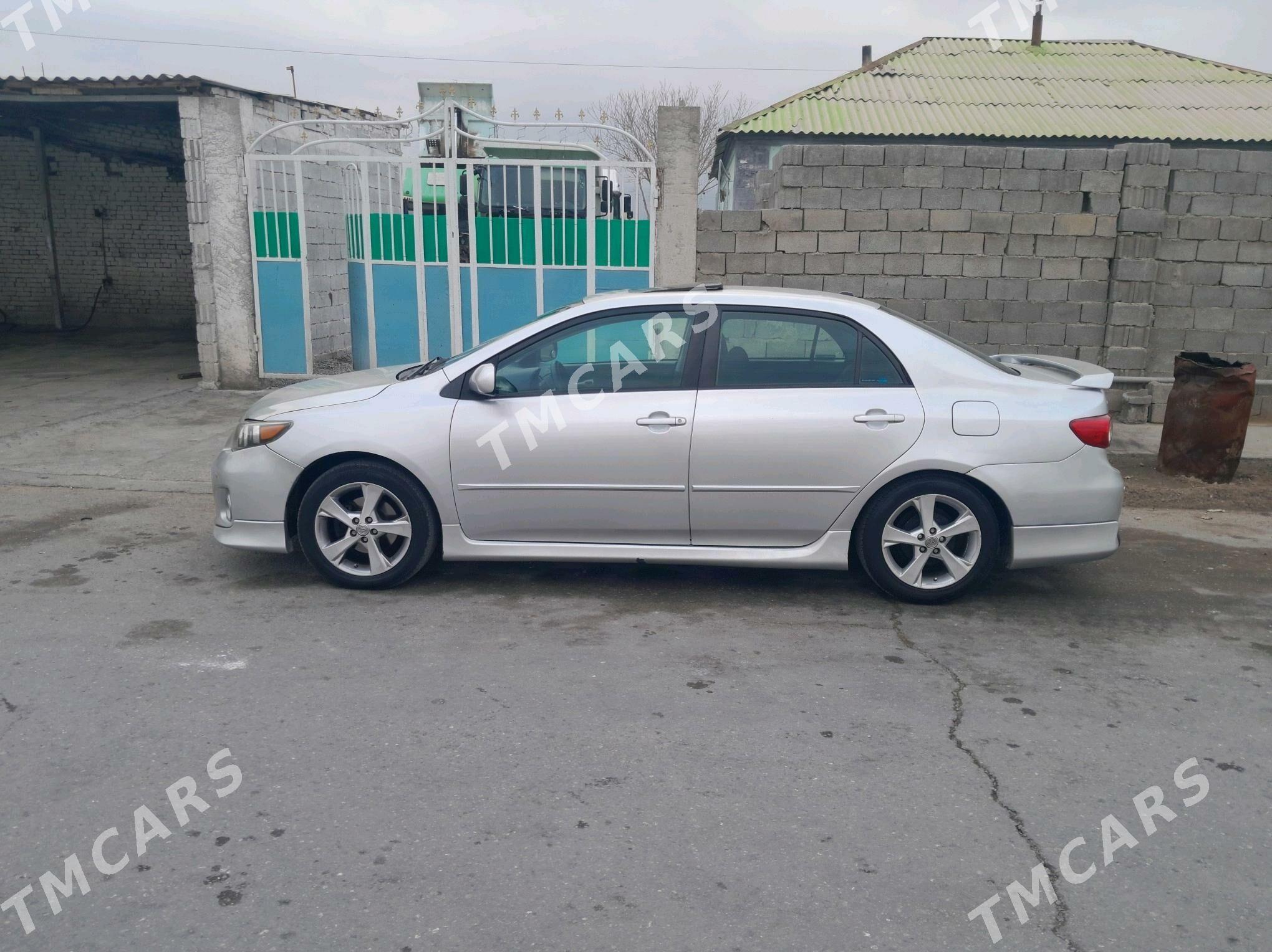 Toyota Corolla 2011 - 150 000 TMT - Büzmeýin - img 4