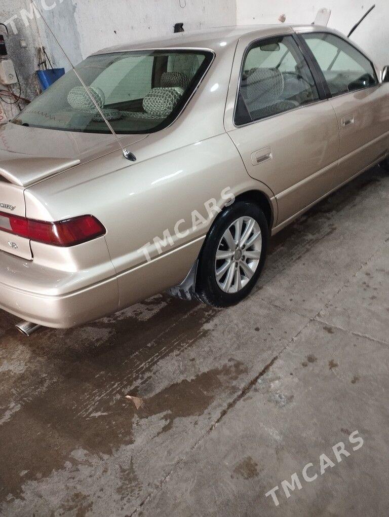 Toyota Camry 1998 - 130 000 TMT - Мары - img 2