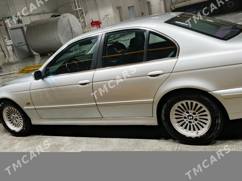 BMW E39 2002 - 120 000 TMT - Туркменбаши - img 7