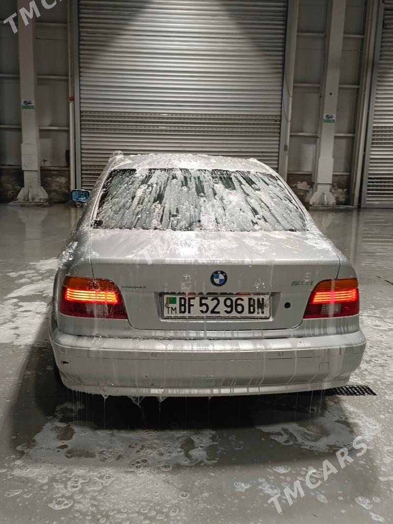 BMW E39 2002 - 120 000 TMT - Туркменбаши - img 9