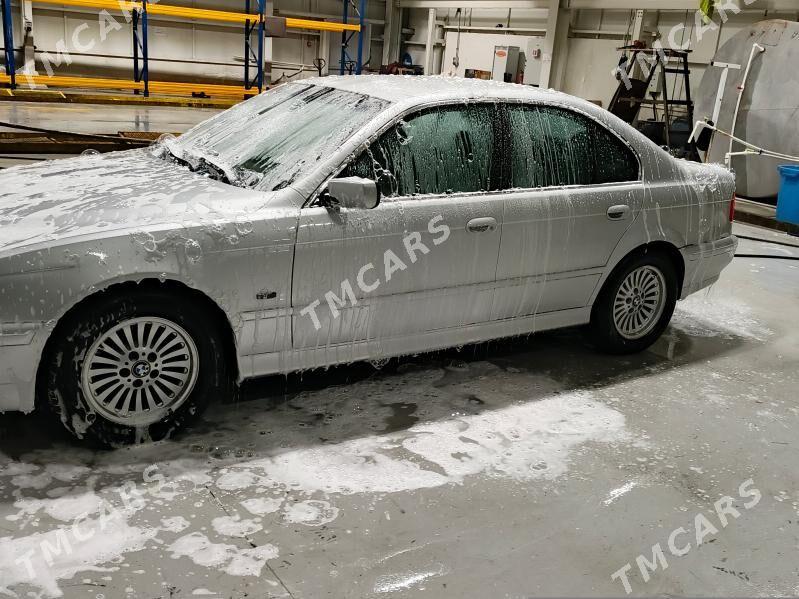 BMW E39 2002 - 120 000 TMT - Туркменбаши - img 4