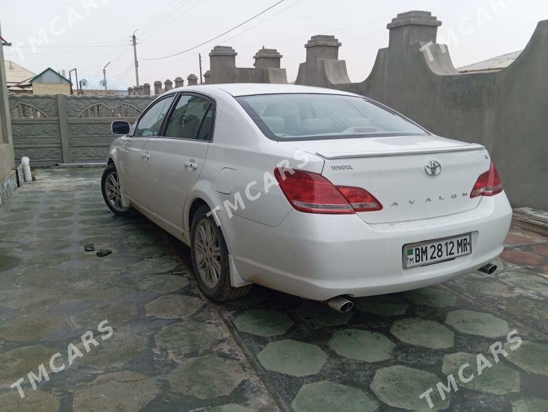 Toyota Avalon 2005 - 140 000 TMT - Мары - img 4