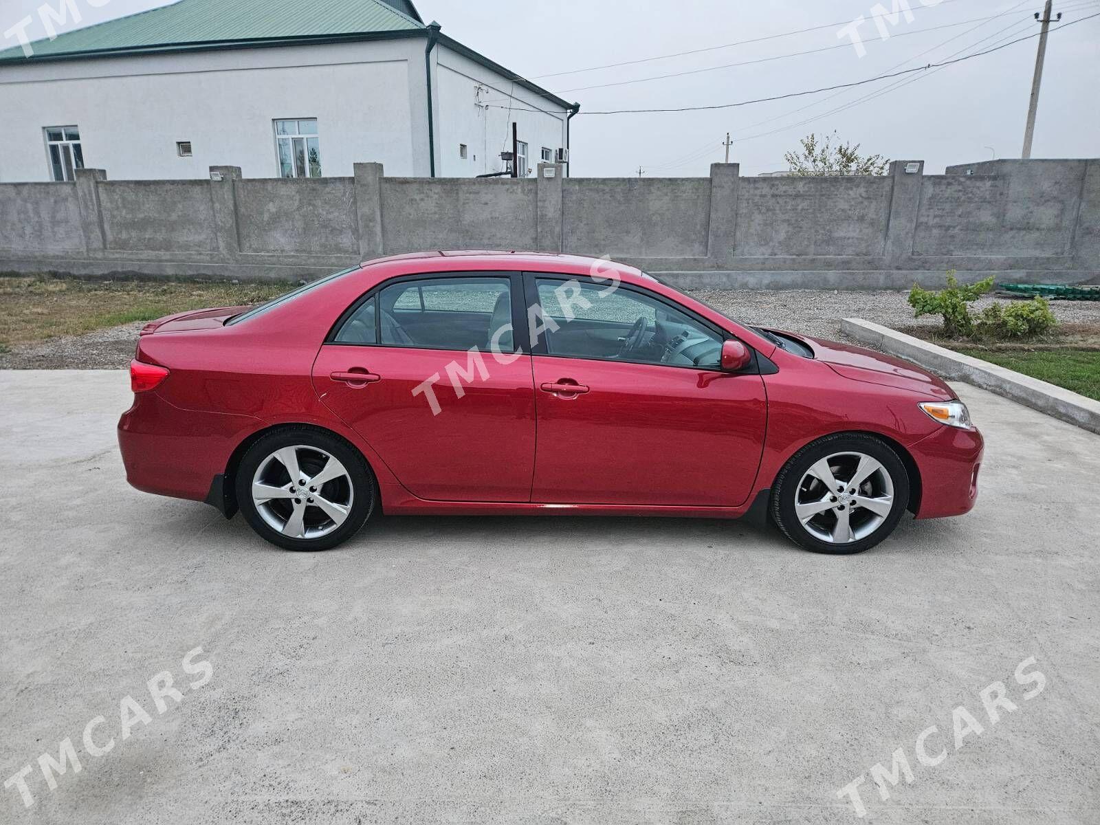 Toyota Corolla 2011 - 140 000 TMT - Мары - img 3