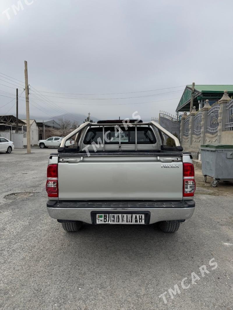 Toyota Hilux 2014 - 360 000 TMT - Gökdepe - img 7