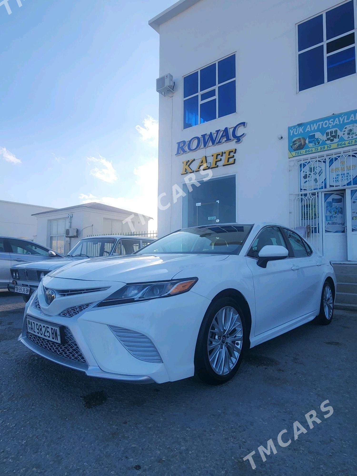 Toyota Camry 2019 - 300 000 TMT - Balkanabat - img 2