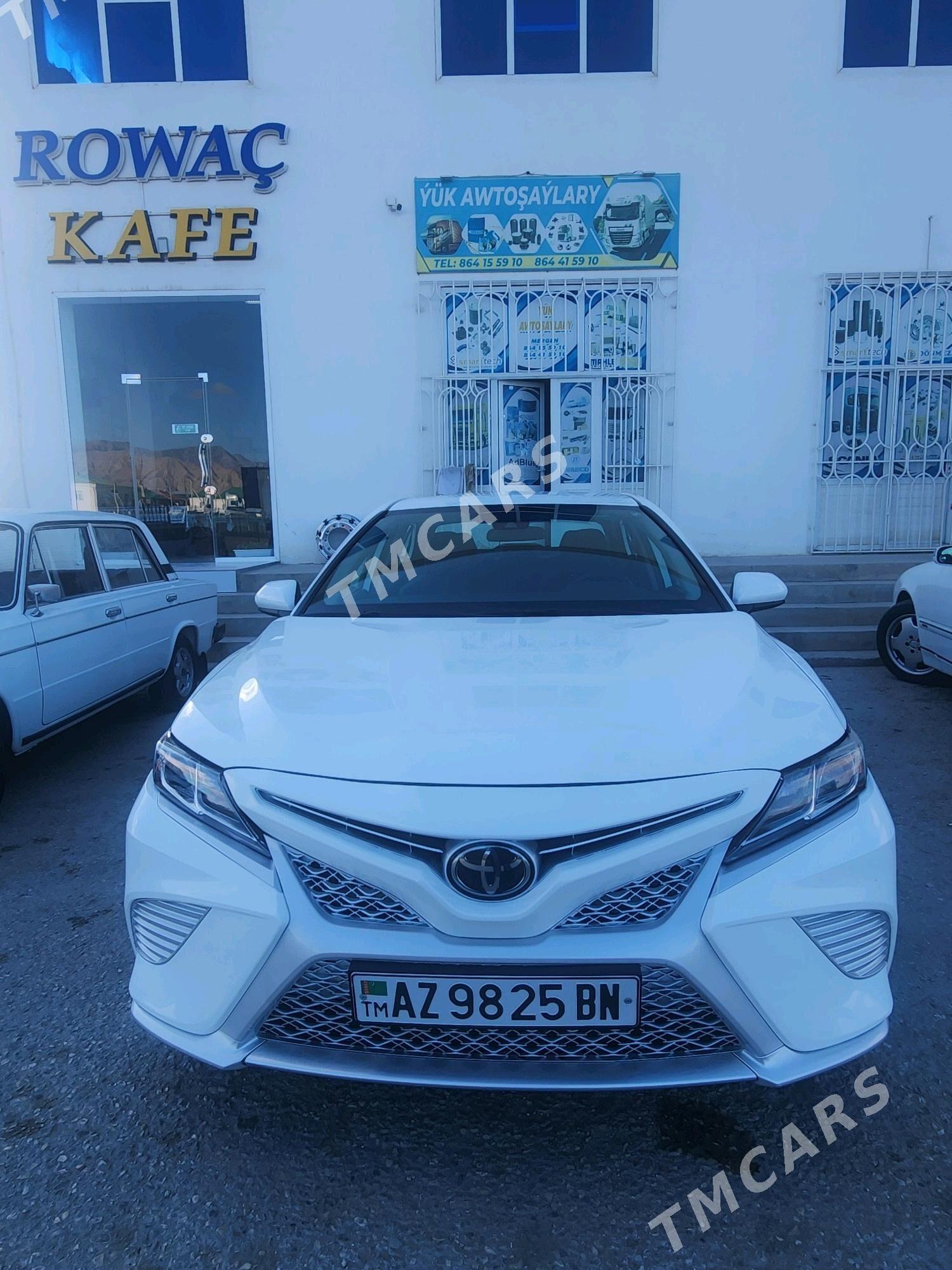 Toyota Camry 2019 - 300 000 TMT - Balkanabat - img 6