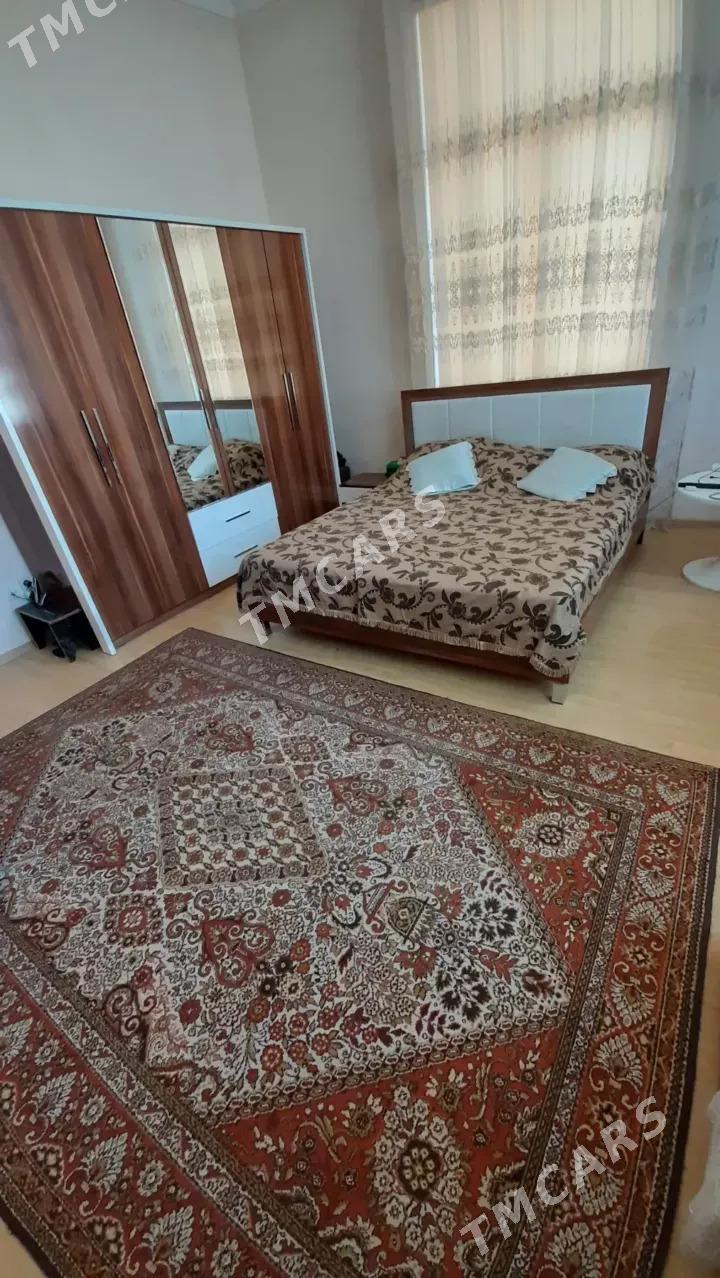 Элитка 14этап 10этаж 3ком187м² - Aşgabat - img 4