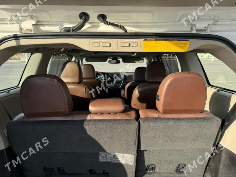 Toyota Sienna 2018 - 450 000 TMT - Aşgabat - img 9