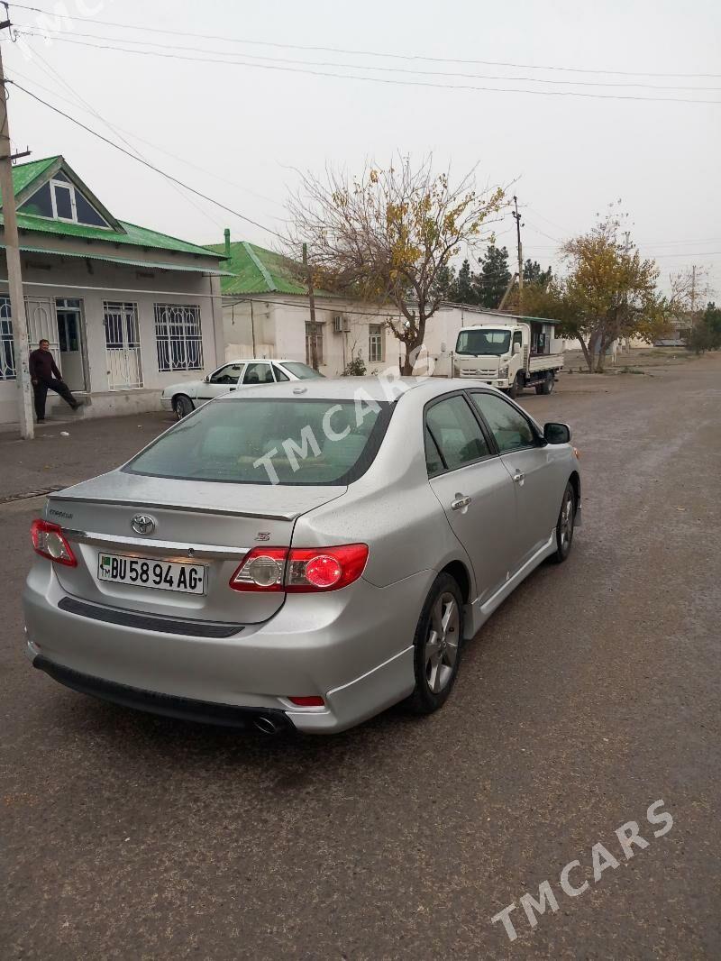 Toyota Corolla 2011 - 155 000 TMT - Aşgabat - img 3