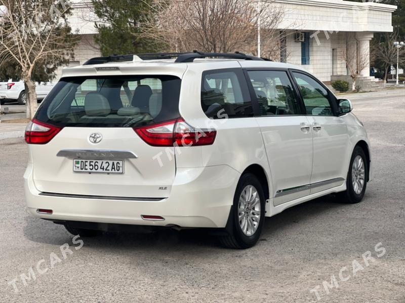 Toyota Sienna 2019 - 480 000 TMT - Ашхабад - img 4