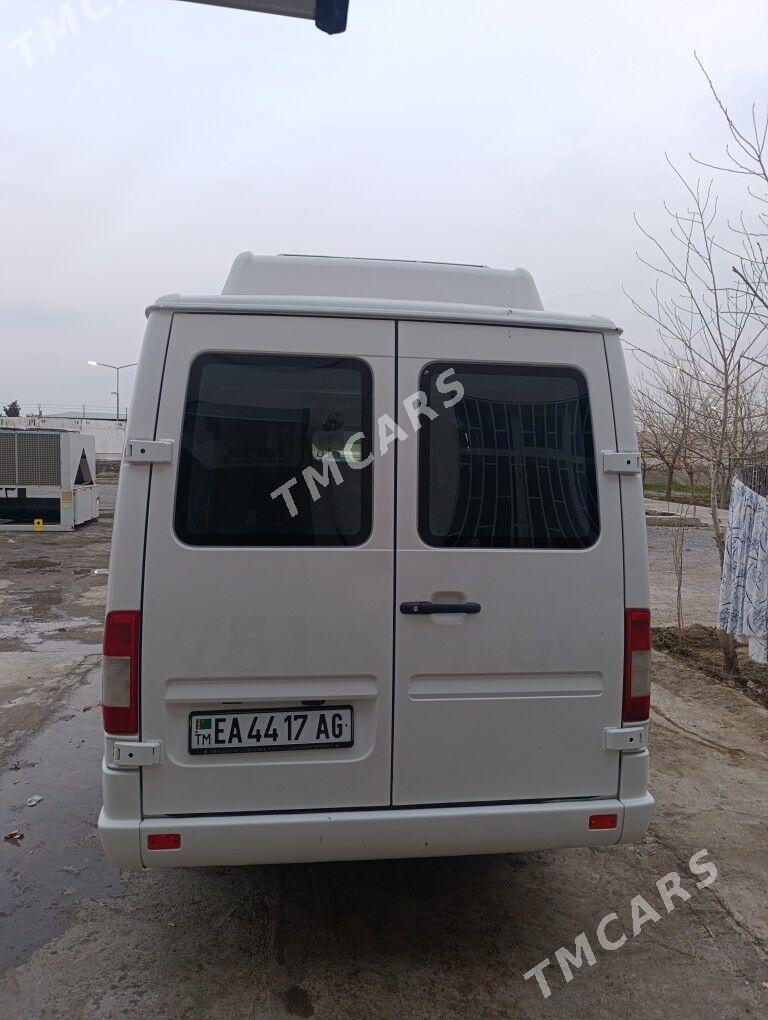 Mercedes-Benz Sprinter 2500 2006 - 135 000 TMT - Aşgabat - img 3