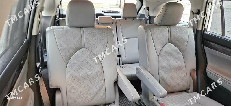 Toyota Highlander 2022 - 748 000 TMT - Ашхабад - img 8