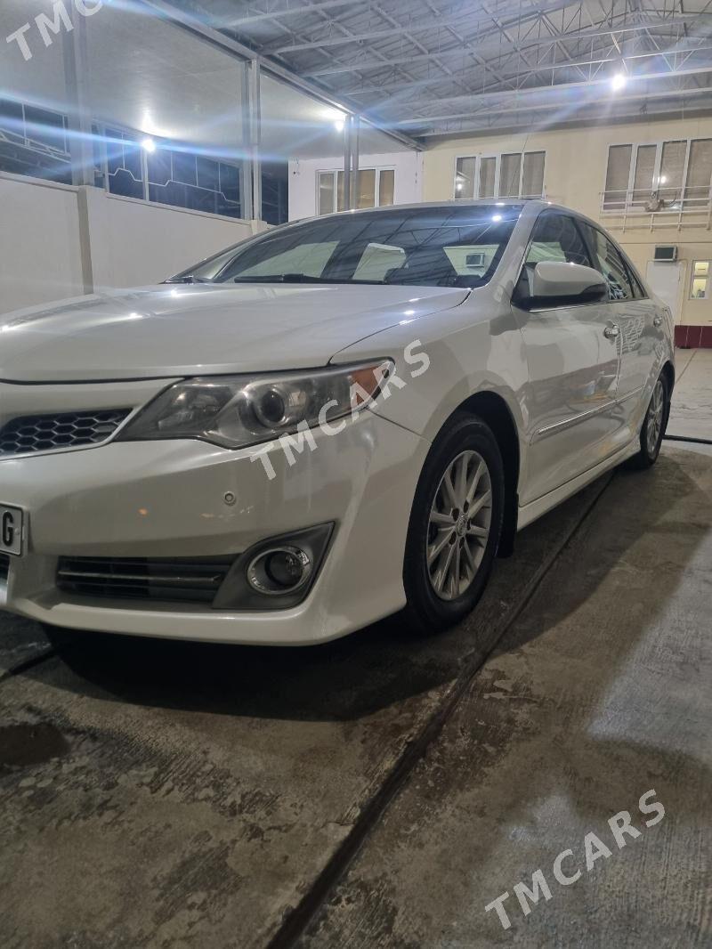 Toyota Camry 2014 - 260 000 TMT - Бузмеин - img 2